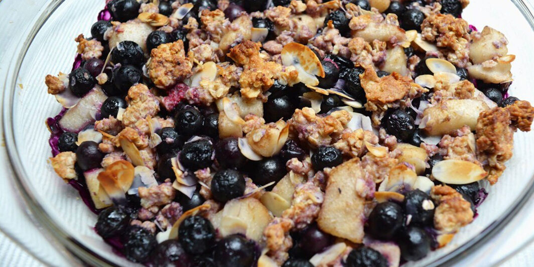 Havermout recept - bosbessen crumble - herhealth.nl