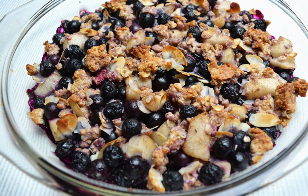 Havermout recept - bosbessen crumble - herhealth.nl